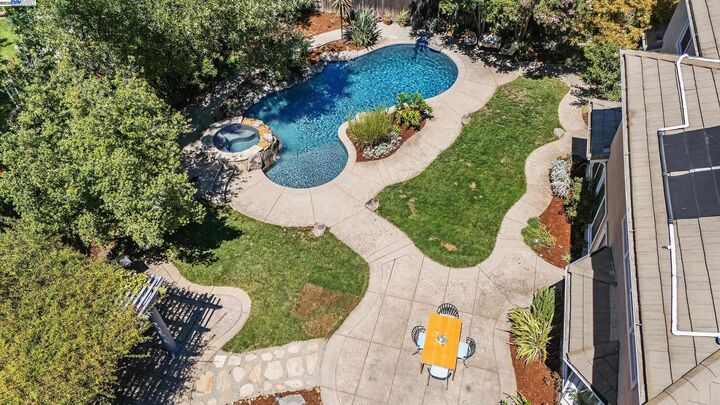Property Photo:  2461 Ancona Cir  CA 94550 
