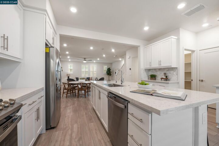 Property Photo:  236 Plum Tree Street  CA 94551 