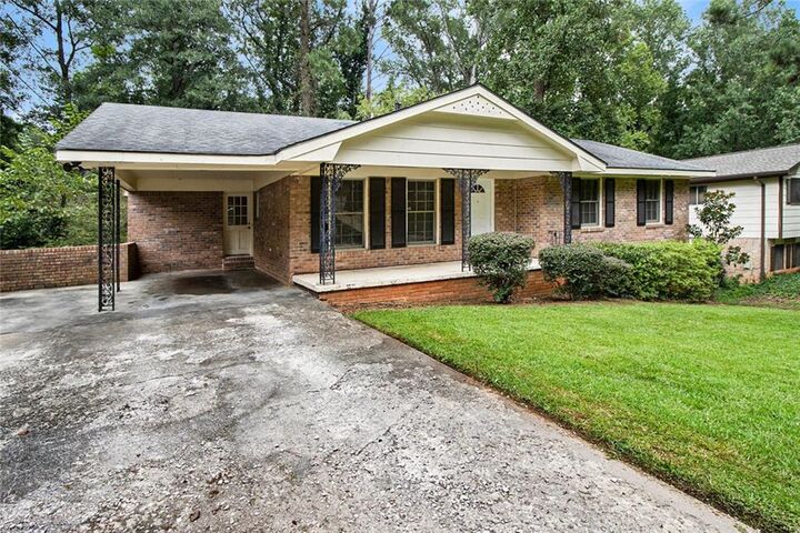 Property Photo: 3684 Glen Mora Drive GA 30032