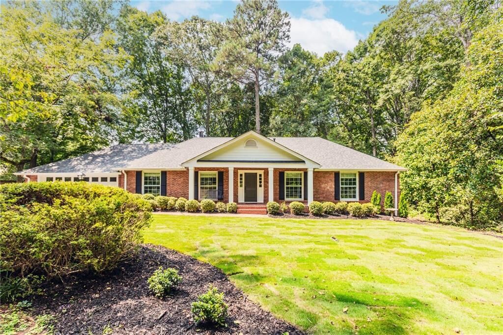 Property Photo:  4609 Waterford Court  GA 30338 