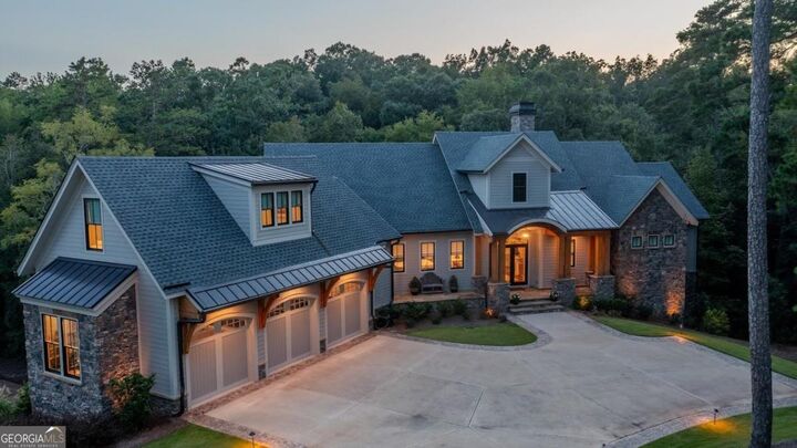 Property Photo:  1021 Cavalier Cove  GA 30642 