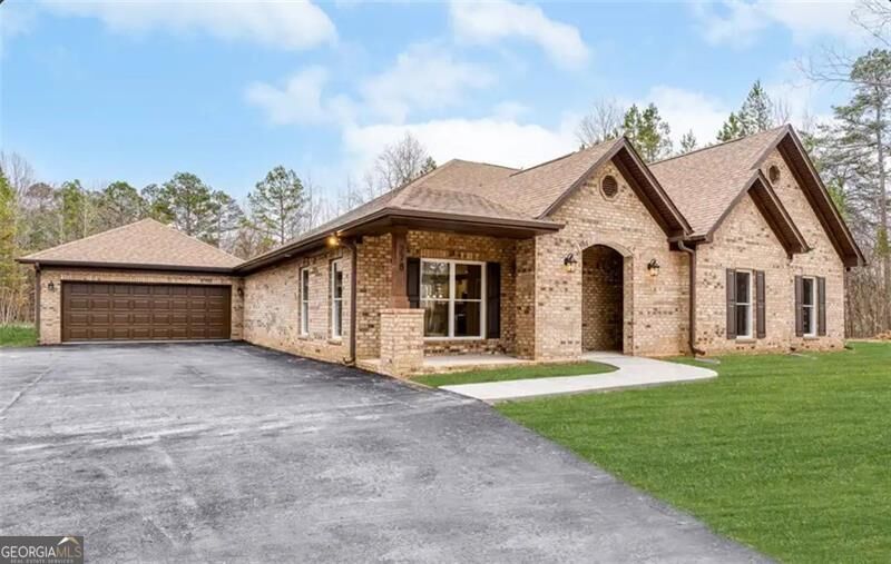 Property Photo: 111 Stewart Avenue NE GA 31061