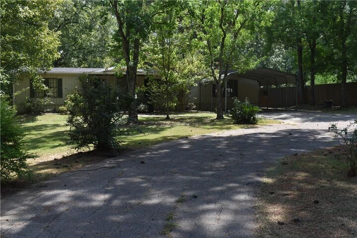 Property Photo:  439 504 Highway  LA 71457 