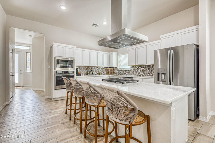 Property Photo: 6720 Ixtapa Place TX 79932
