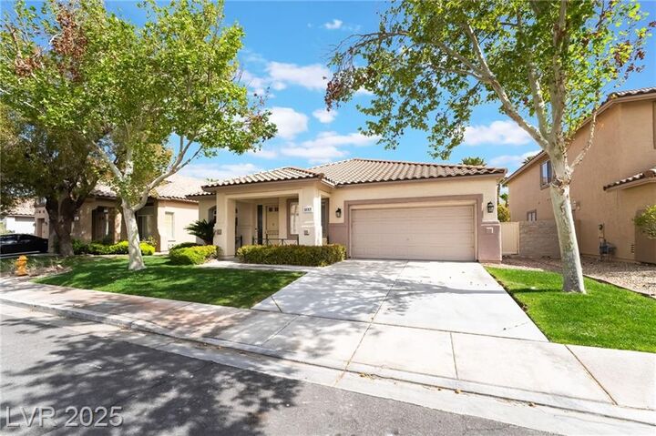 Property Photo: 3057 Sunrise Heights Drive NV 89052