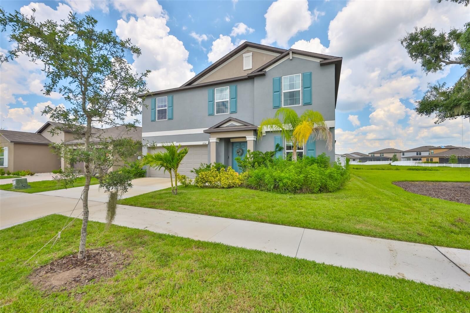 Property Photo:  12746 Weston Oaks Lane  FL 33579 
