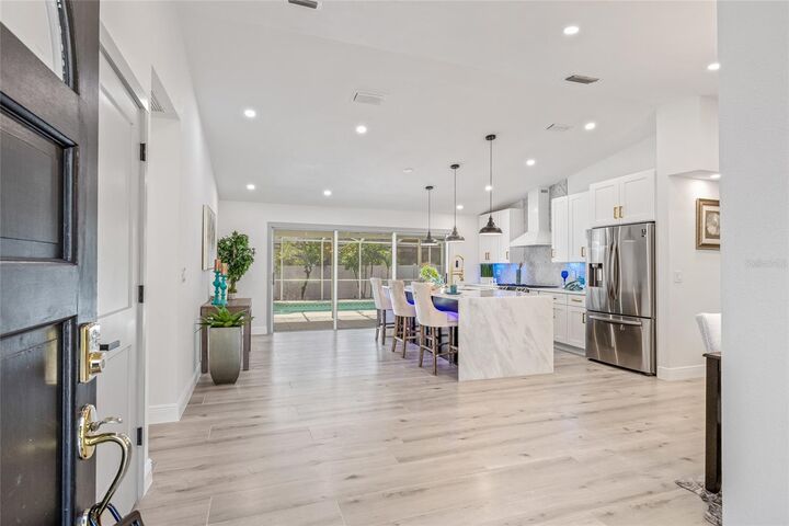 Property Photo:  7001 Dr Martin Luther King Jr Street S  FL 33705 