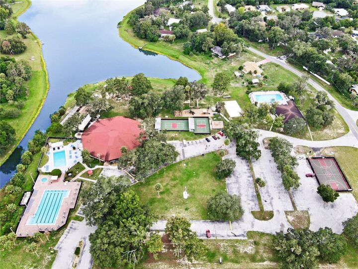 Property Photo:  328 Oak Track Run  FL 34472 