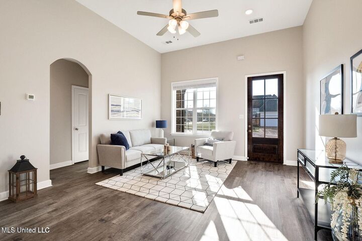 Property Photo: 395 Centerline Roper Loop MS 38611
