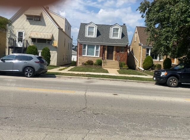 Property Photo:  6544 W Devon Avenue  IL 60631 