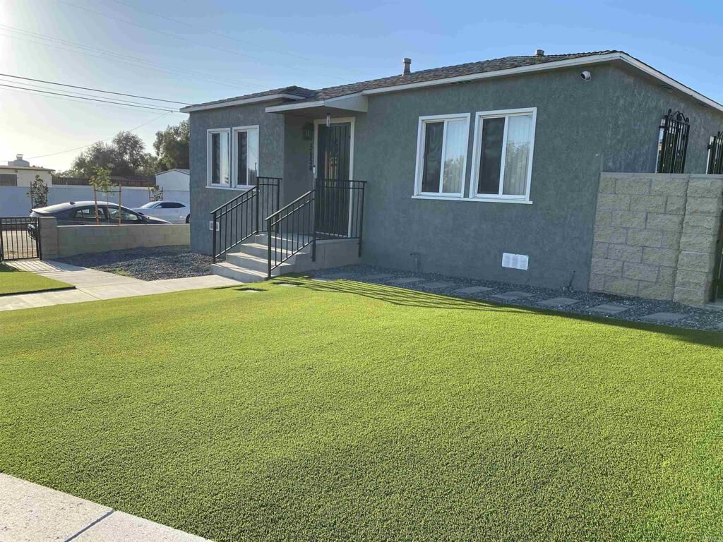 Property Photo:  5454 Roswell Street  CA 92114 