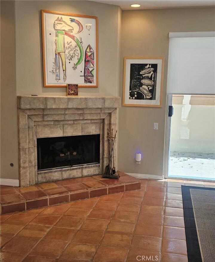 Property Photo: 5715 Etiwanda Avenue 4 CA 91356