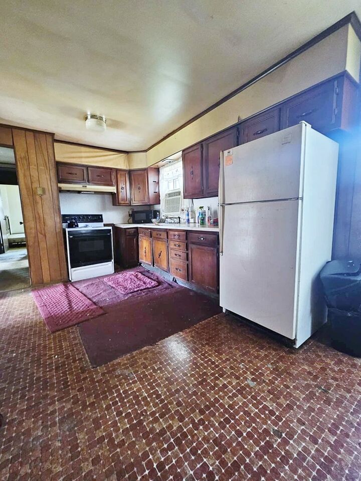 Property Photo: 205 Sagebrush Avenue WV 24740