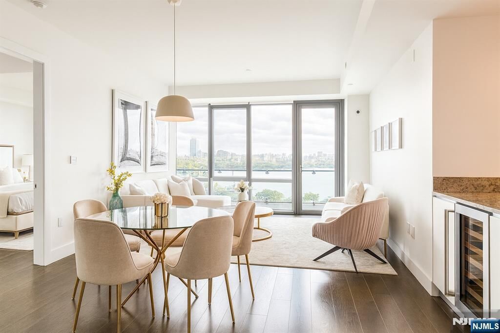 Property Photo:  320 Adolphus Avenue 321  NJ 07010 