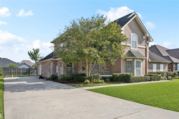 Property Photo:  3319 Turnberry Lane  LA 70058 