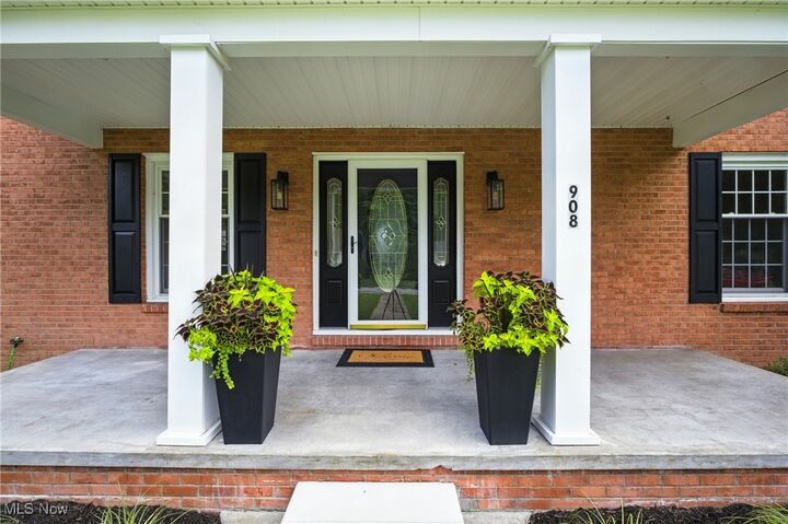 Property Photo: 908 51st Street WV 26105
