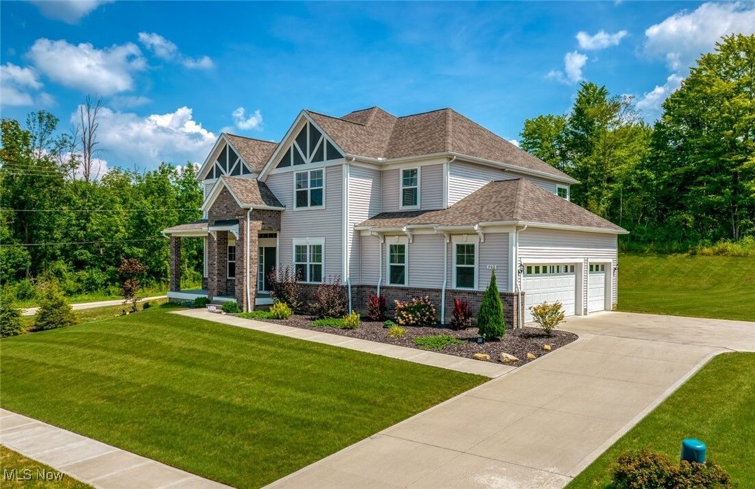 Property Photo: 792 Nancy Drive OH 44202