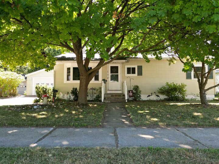 Property Photo:  69 Arlington Court  VT 05408 