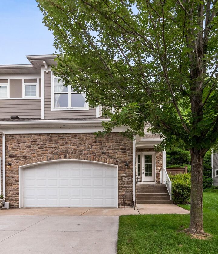Property Photo:  17820 Valley Cove Court  MN 55391 