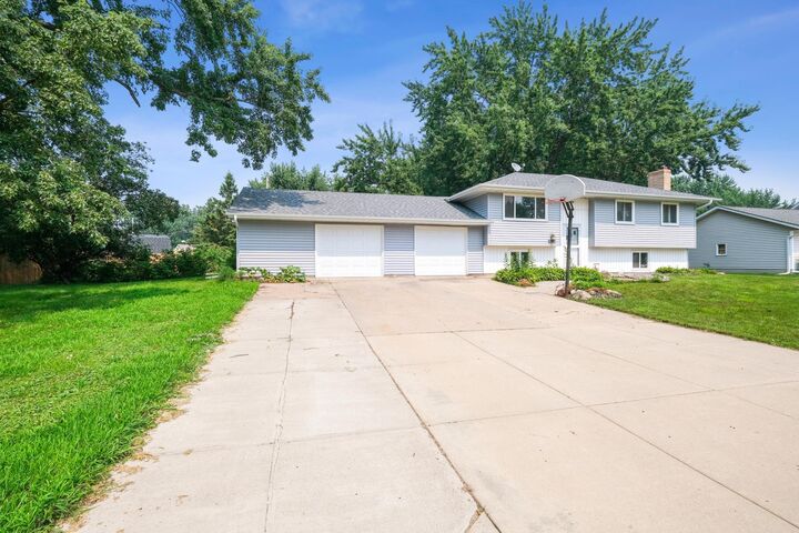 Property Photo: 16570 Genesee Avenue W MN 55068