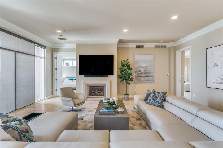 Property Photo:  2828 Hood Street 907  TX 75219 