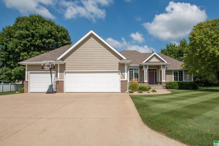 Property Photo:  573 Oxbow Trail  SD 57049 