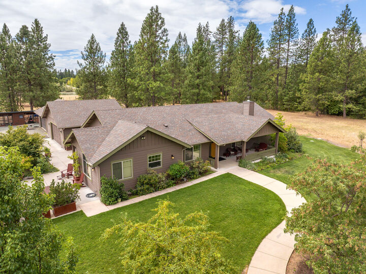 Property Photo: 255 Mountain Paradise Drive OR 97526