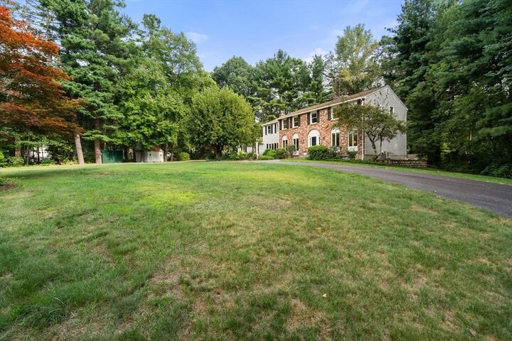 Property Photo:  1 Pueblo Rd  MA 02052 