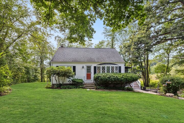 84 Central St  Acton MA 01720 photo