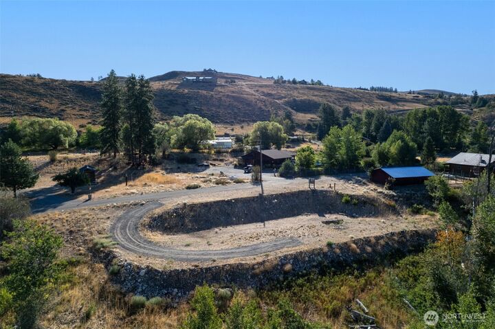 Property Photo: 5 Apple Way N WA 98862