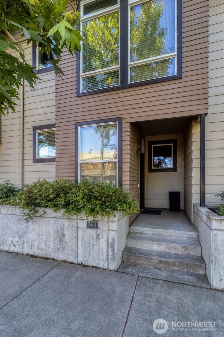 261 W Sumach Street  Walla Walla WA 99362 photo
