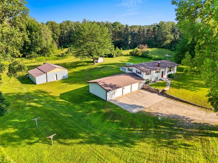 Property Photo: 4028 Oakdale Drive WI 54313