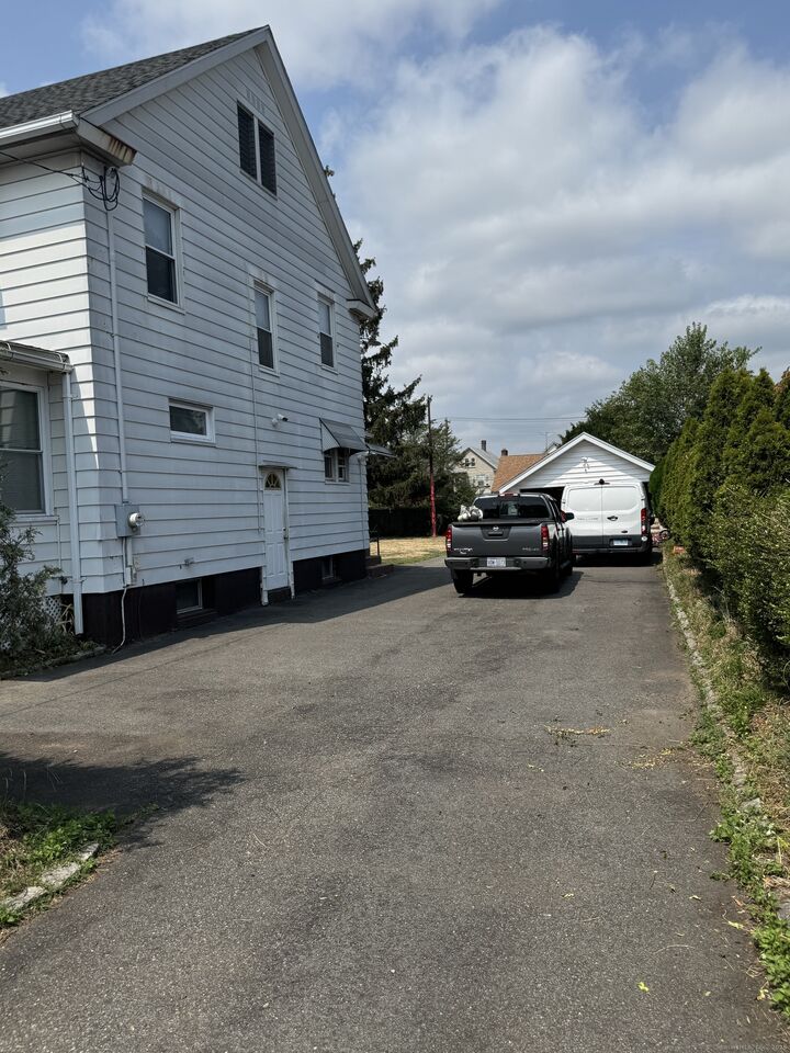 Property Photo: 43 Clifton Street CT 06516