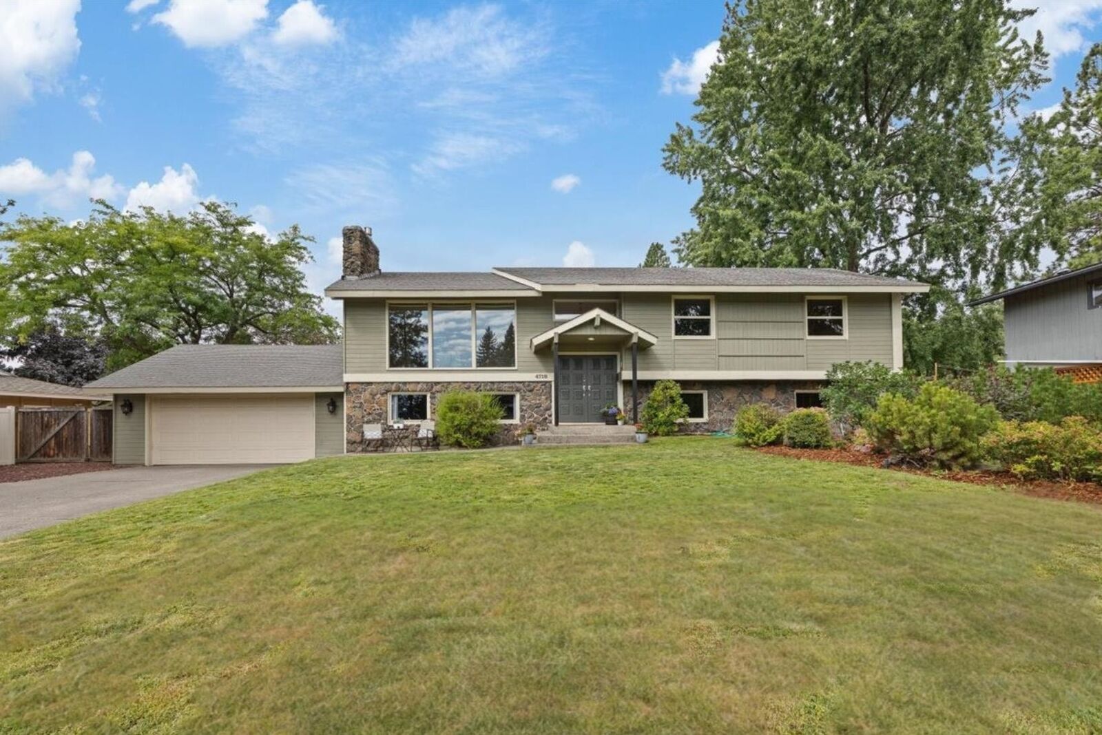 Property Photo: 4718 S Magnolia St WA 99223