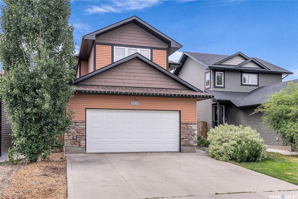 Property Photo:  139 Childers Crescent  SK S7L 3G4 