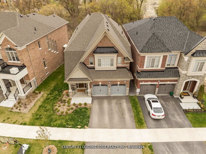 Property Photo:  89 Deer Ridge Crescent  ON L1P 0T2 