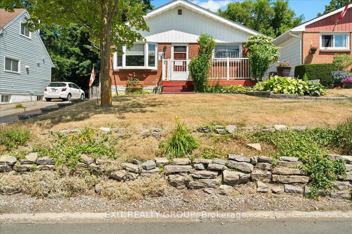 28 Kidd Avenue  Quinte West ON K8V 2C7 photo