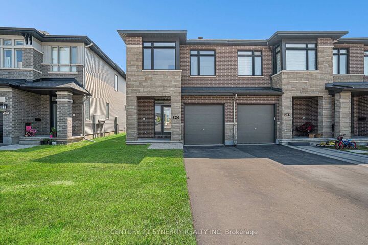 Property Photo: 345 Cornice Street ON K4B 1H9
