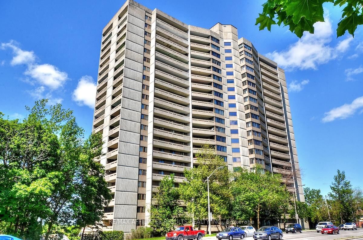 Property Photo:  415 Greenview Avenue 304  ON K2B 8G5 