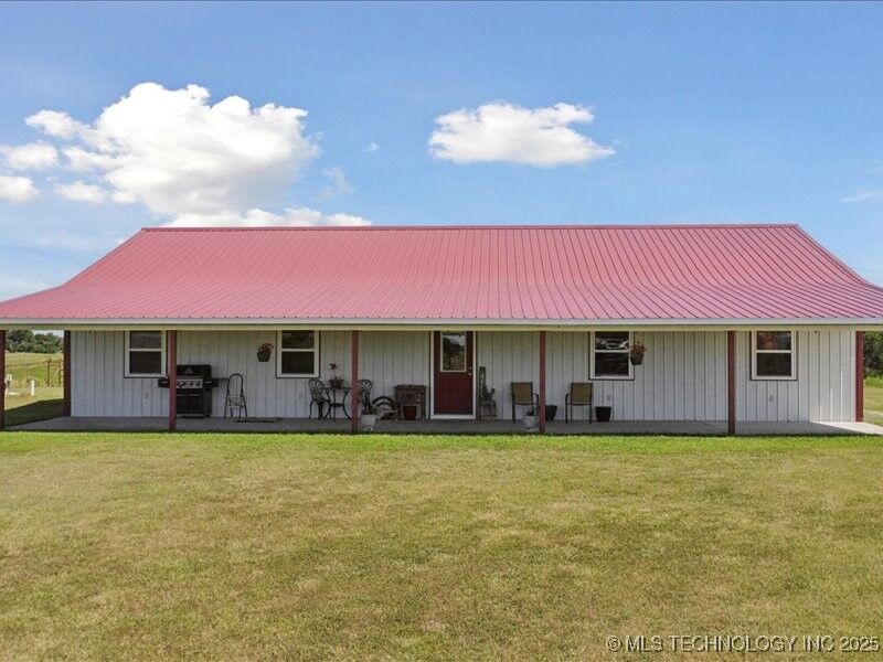 Property Photo:  441695 E 190  OK 74333 