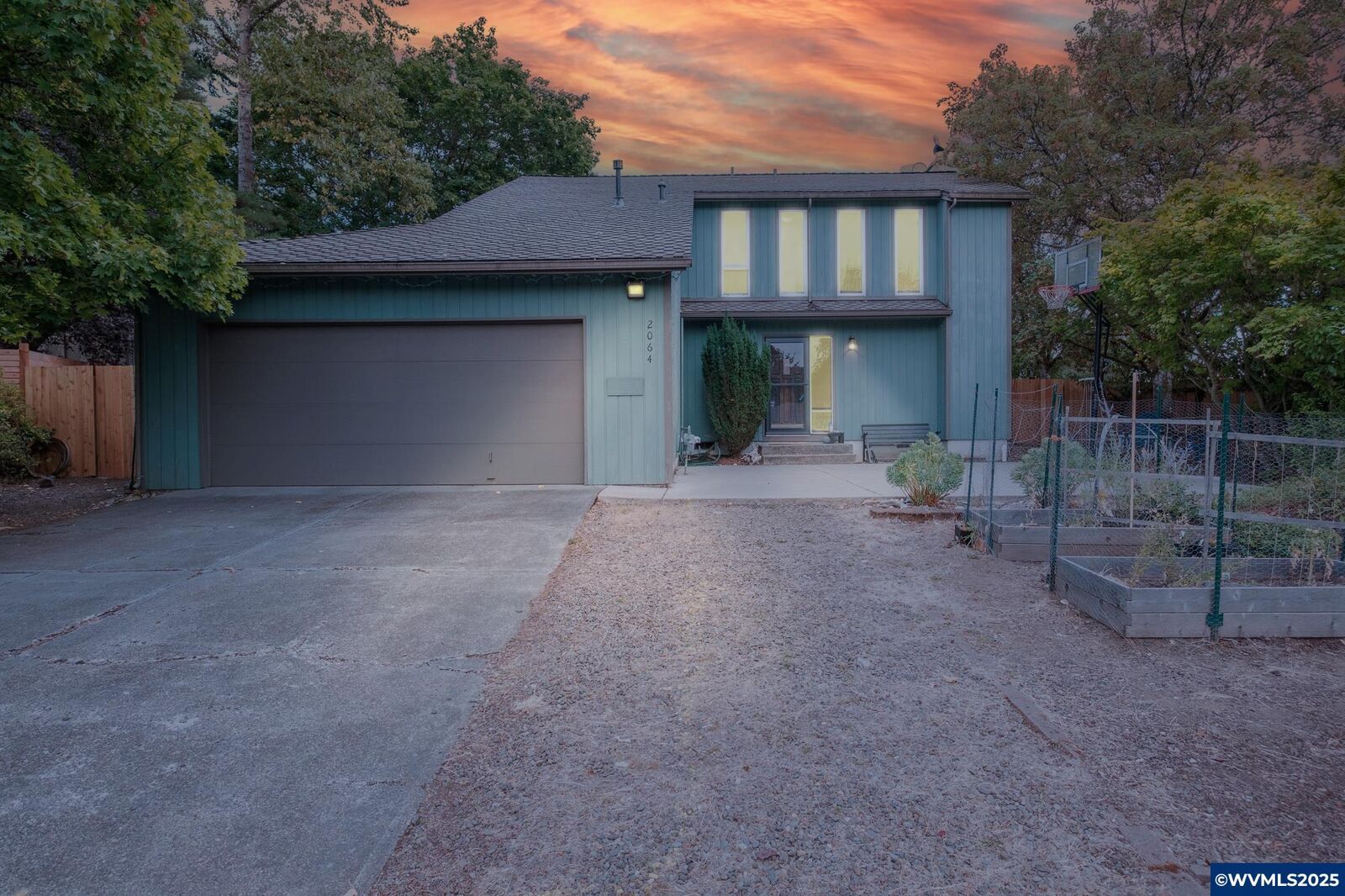 Property Photo:  2064 NW Lance Wy  OR 97330 