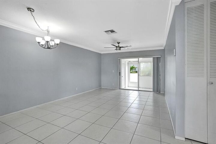 Property Photo:  2651 W Barkley Dr W J  FL 33415 
