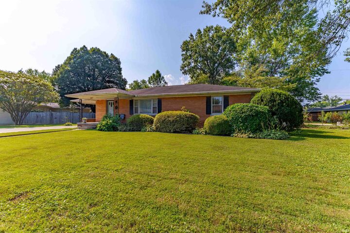 5817 Green Meadow Road  Evansville IN 47715 photo