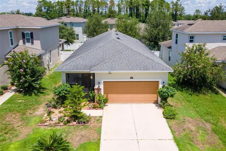 Property Photo:  1107 Atlantic Avenue  FL 34731 