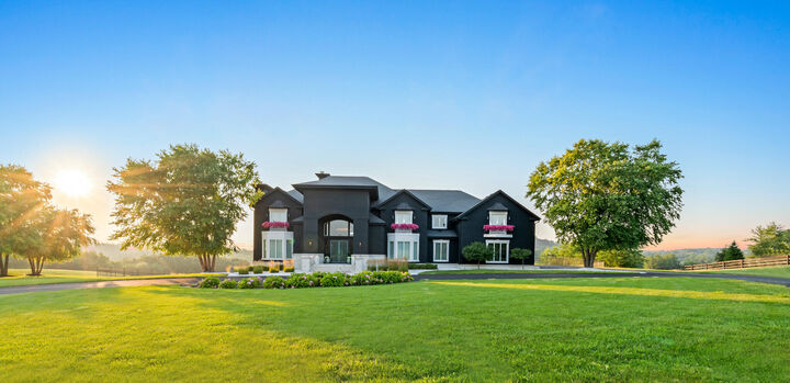 Property Photo:  S17w28902 Price Ct  WI 53188 