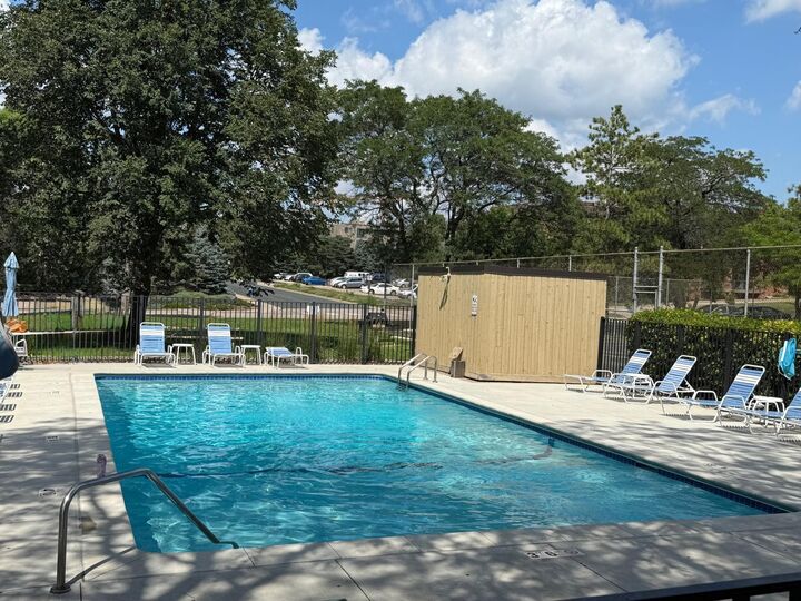 Property Photo: 4101 Parklawn Avenue 227 MN 55435