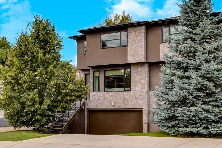 1713 27 Street SW  Calgary AB T3C 1L6 photo