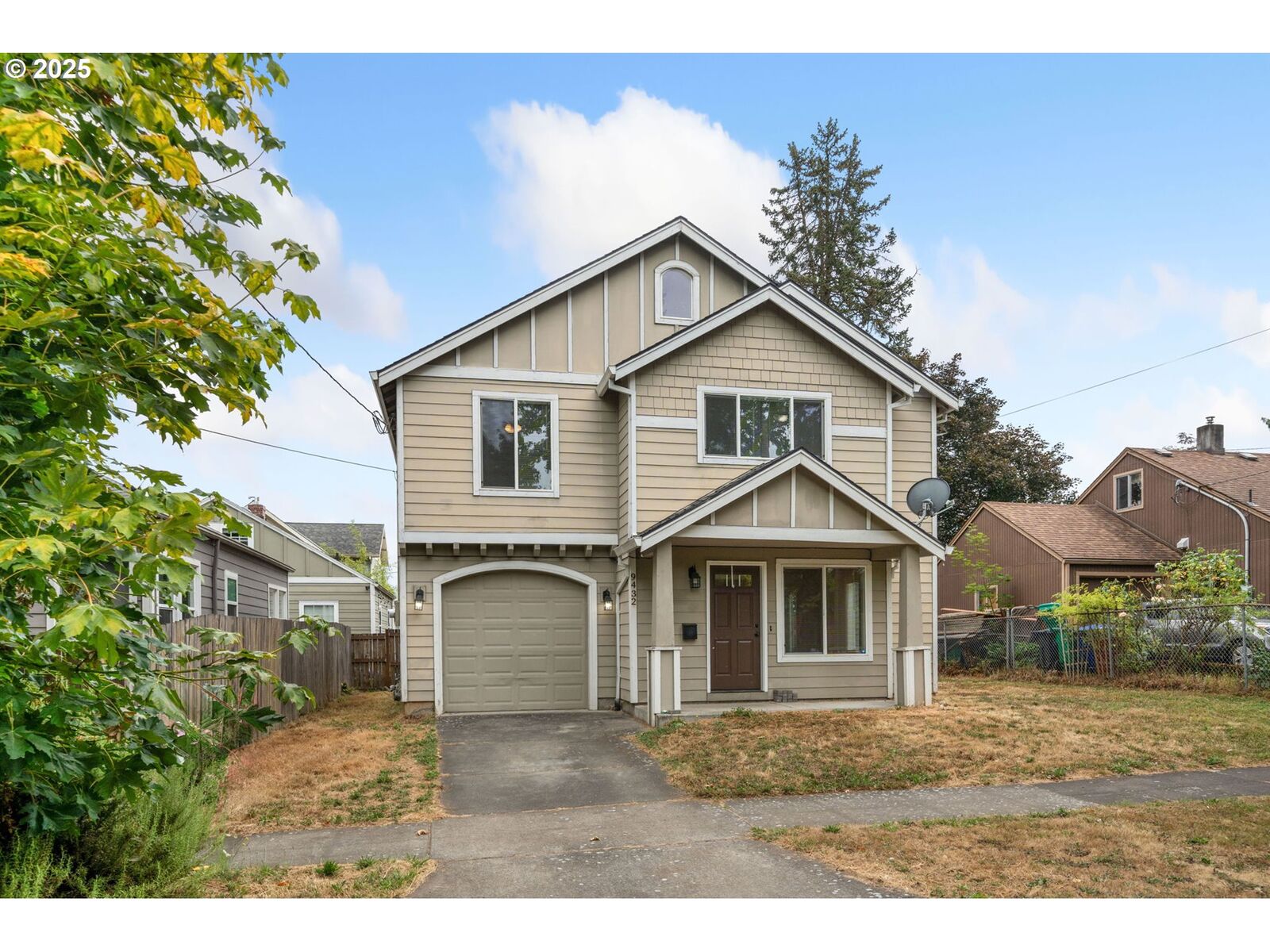 Property Photo:  9432 N Van Houten Ave  OR 97203 