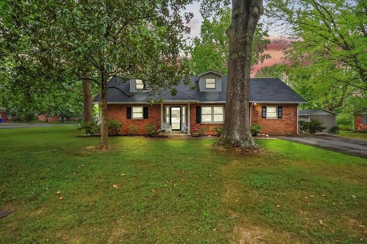 Property Photo:  2505 Mohawk Drive  KY 42104