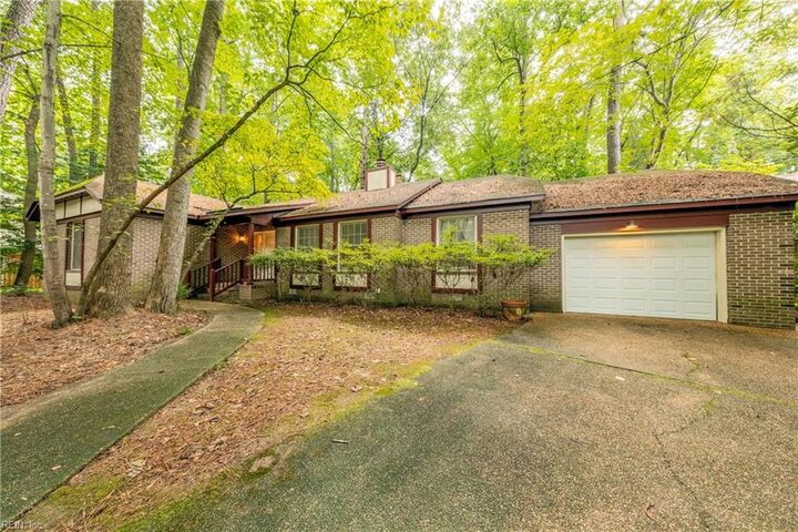 Property Photo: 105 Tolers Rd VA 23185